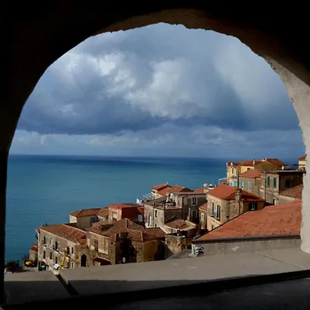 Residenza Matarazzo E Le Sue Soffitte Διαμέρισμα Castellabate