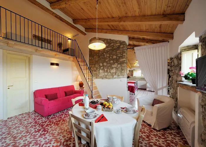 Residenza Matarazzo E Le Sue Soffitte Διαμέρισμα Castellabate