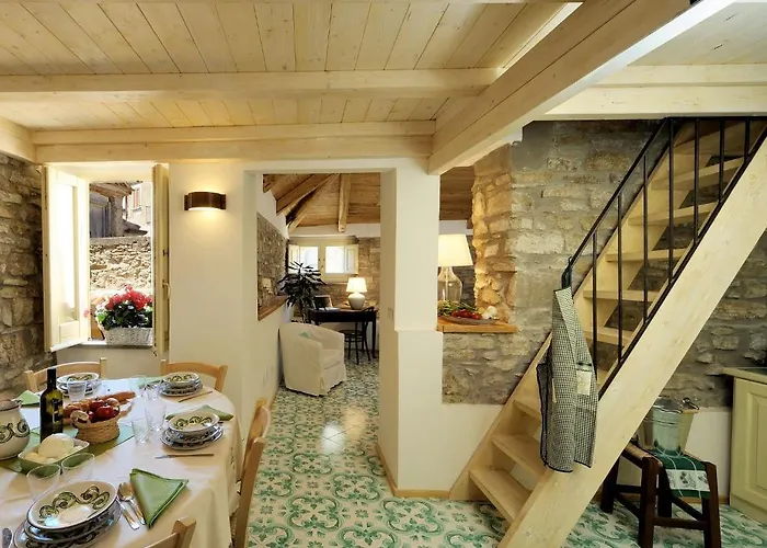 Residenza Matarazzo E Le Sue Soffitte * Castellabate